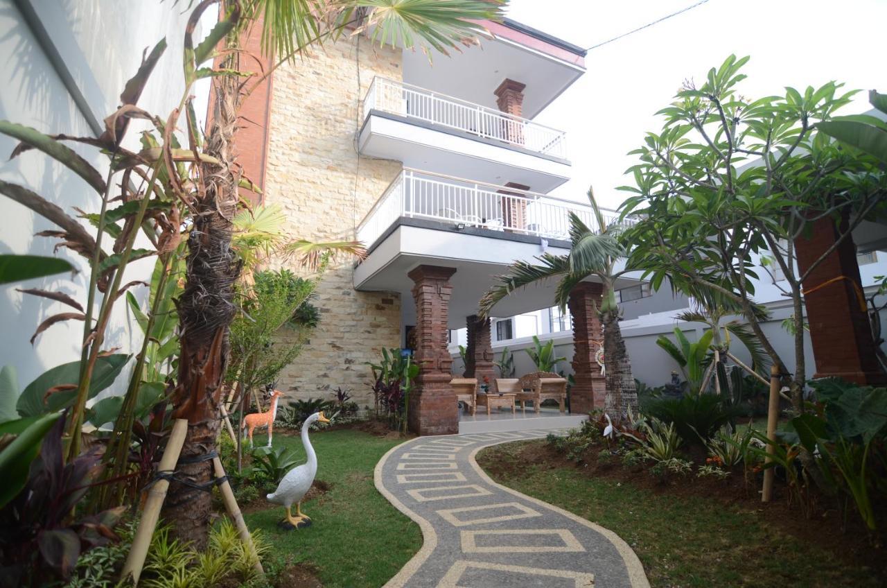 Kusuma Guesthouse 2 Canggu Exteriör bild