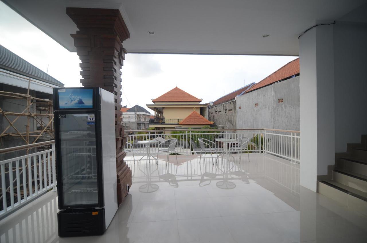 Kusuma Guesthouse 2 Canggu Exteriör bild
