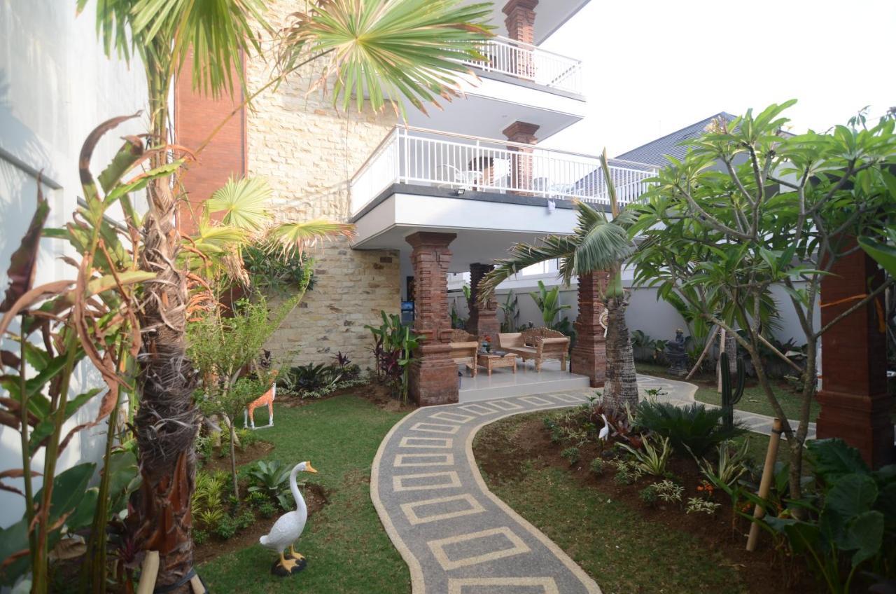 Kusuma Guesthouse 2 Canggu Exteriör bild